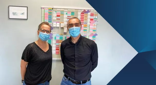 Julie Dumortier et Kamel Tahraoui, chargés de régulation