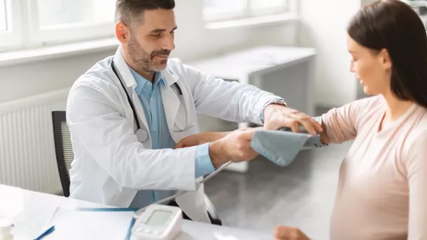 Une nouvelle technique pour traiter l’hypertension artérielle réfractaire